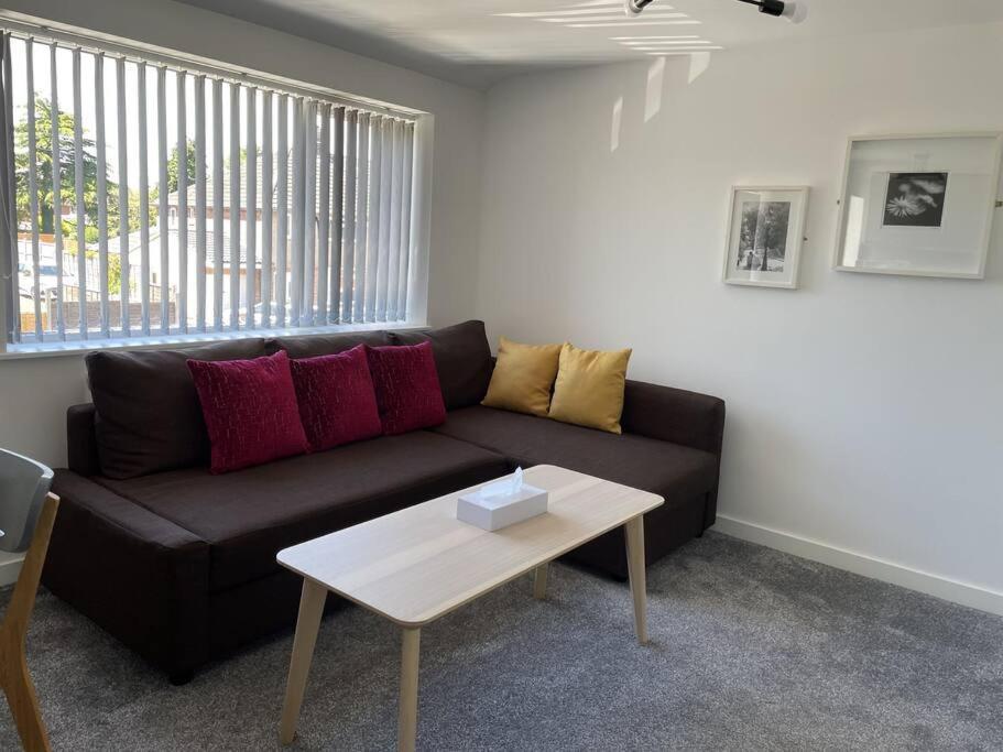 Paradigm House, Modern 2-Bedroom Duplex Apartment 2, Free Parking, Оксфорд Екстер'єр фото